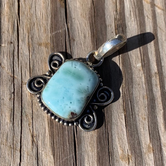 Larimar Dominican Republic Pendant. - Picture 5 of 5